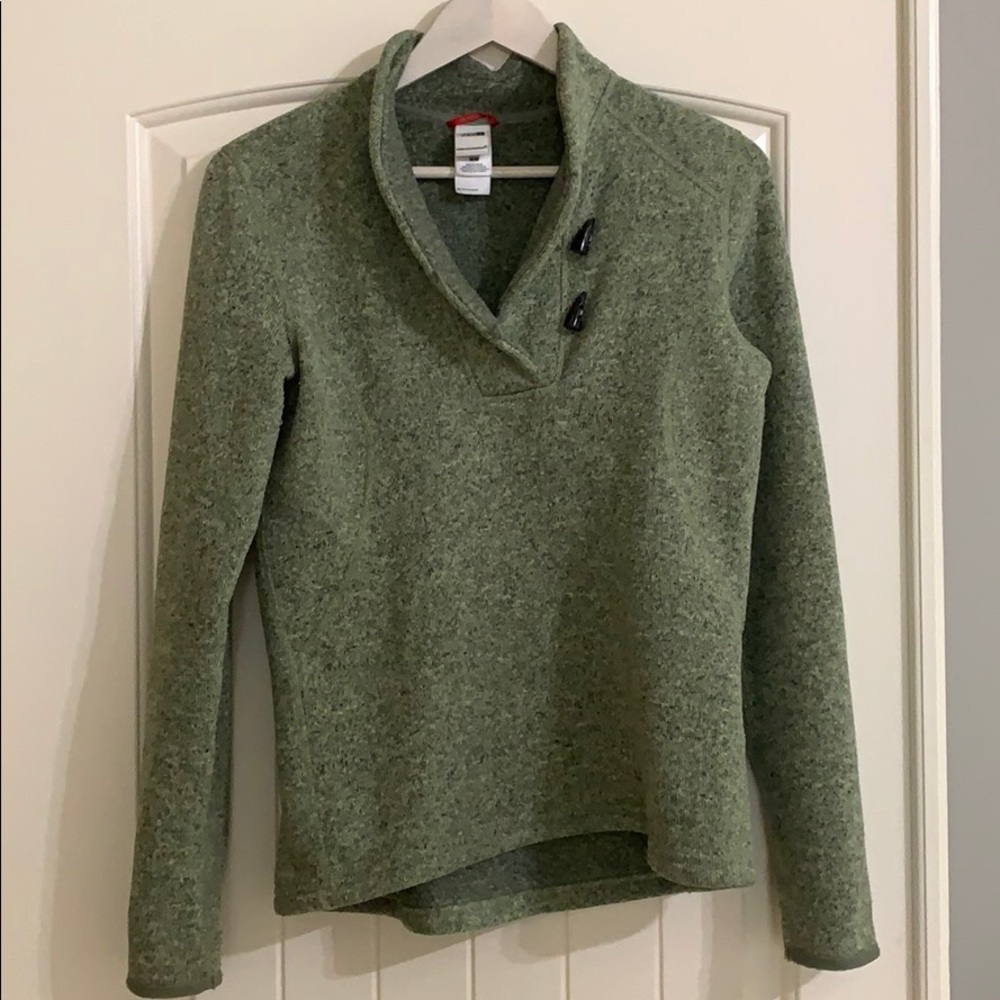 The North Face-like new pullover